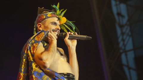 En la imagen, el cantante asturiano Rodrigo Cuevas, conocido por su atrevida reinterpretación del folclore asturiano