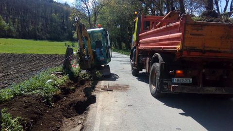 Obras de conservación del grupo Elsamex en la comarca de A Fonsagrada