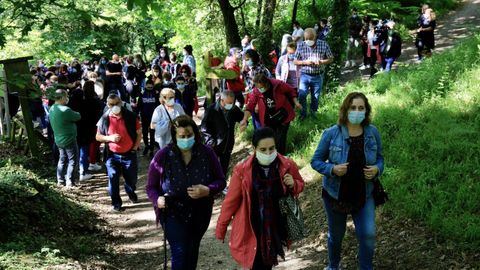Marcha de protesta contra una agresión sexual que sufrió una vecina sarriana el año pasado