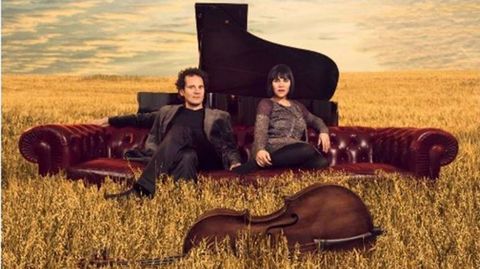 Damián Martínez Marco, al violonchelo, y Marta Moll de Alba, al piano, forman el Dúo Cassadó