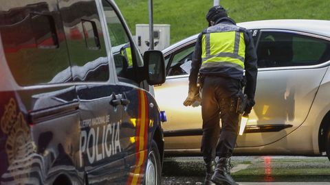 Control para vigilar el cumplimiento del cierre perimetral en Santiago