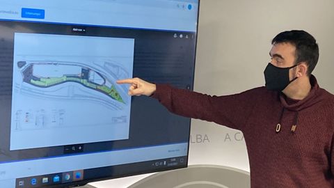 El concejal de Urbanismo, Xaquín Moreda (BNG), dio cuenta de los últimos pasos en la tramitación de la ampliación del polígono de O Vao