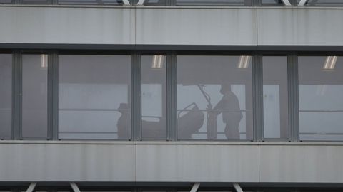 Chuac, vista a través de las cristaleras
