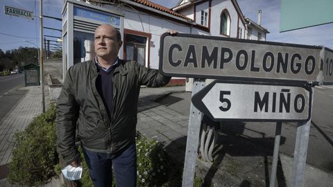 Carlos Vázquez Quintián es el alcalde de Vilarmaior (PP) desde el año 2003. El Concello tiene 1.200 habitantes y una extensión de 31 kilómetros cuadrados.