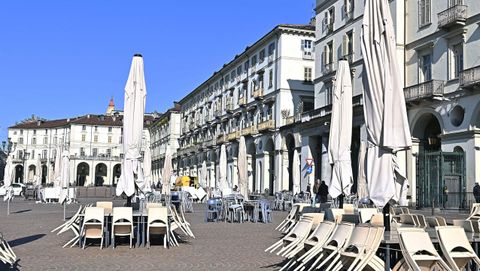 Bares y restaurantes. cerrados en Turín, Italia