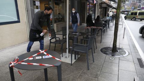 Las restricciones en sectores como el de la hostelería, que generan mucho empleo, han elevado a máximos la tasa de desempleo en el área de Compostela