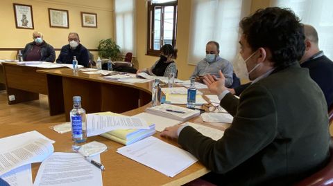 El debate entre el alcalde y los grupos de la oposición fue, por momentos, agrio
