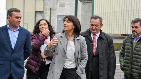 La exconselleira de Medio Rural, Ángeles Vázquez, visitó las instalaciones de Os Irmandiños en 2017