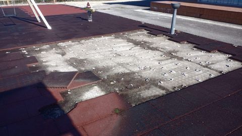 Los daños ocasionados en el parque infantil de Caamaño superaron los mil euros