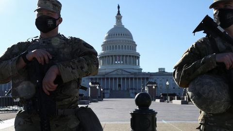 La Guardia Nacional vigila el Capitolio, en una imagen del 4 de marzo del 2021. La seguridad en torno a la sede del poder legislativo de Estados Unidos fue reforzada desde el asalto del 6 de enero