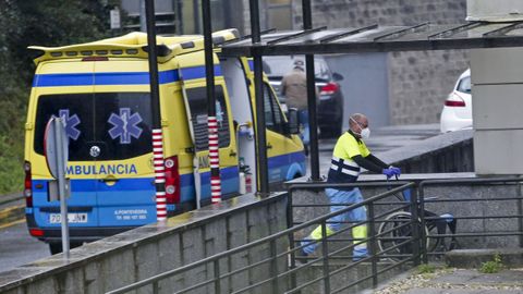 Accesos al hospital Montecelo, en Pontevedra