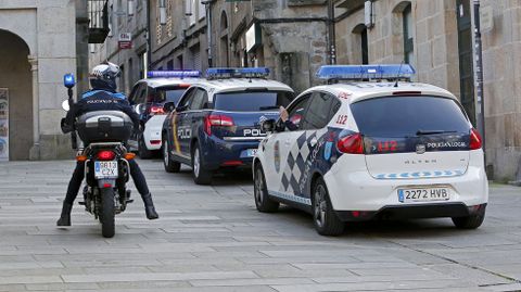 La policía controla que se cumplan las normas Covid en las terrazas