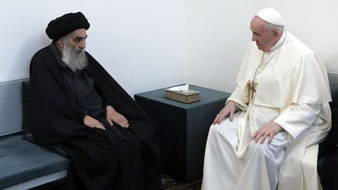 El papa Francisco se reunió a puerta cerrada con el ayatolá Al Sistani, en un gesto histórico para acercar el islam y el Vaticano.