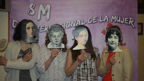 El Lar Gallego celebr un photocall con rostros de mujeres que han hecho historia