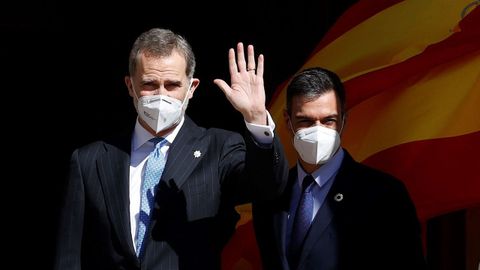 El rey Felipe VI y el presidente del Gobierno, Pedro Snchez, en el aniversario del 23F.