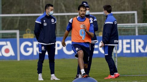 Celso Borges, durante un entrenamiento en la ciudad deportiva de Abegondo