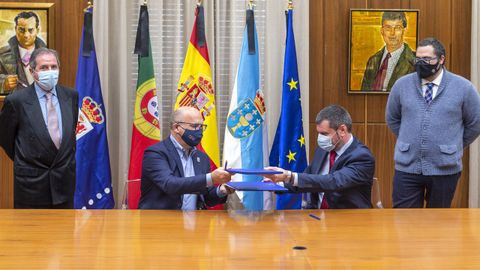 Firma del convenio en la Diputación