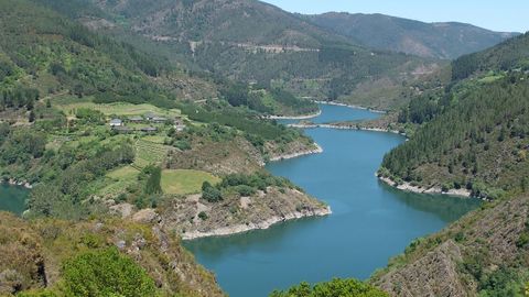 Terras de Burón: Vilaseca, Negueira de Muñiz