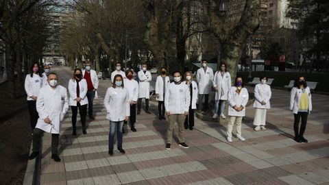 Farmacéuticos ourensanos en el Parque de San Lázaro