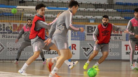 Los noieses se entrenaron con intensidad para «volver a ganar»