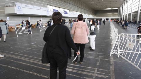 Jornada de vacunación masiva en el recinto ferial de Pontevedra