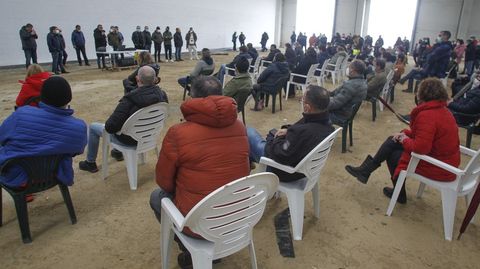 Asamblea de los trabajadores de Siemens Gamesa en As Somozas en la que aprobaron el ERE