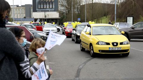 Caravana de protesta de la Plataforma de Trabajadores Públicos Temporales en Fraude de Ley