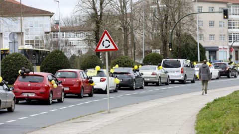 Caravana de protesta de la Plataforma de Trabajadores Públicos Temporales en Fraude de Ley