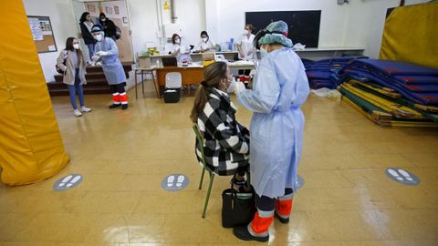 Cribado masivo a alumnos de FP del IES Frei Martín Sarmiento de Pontevedra