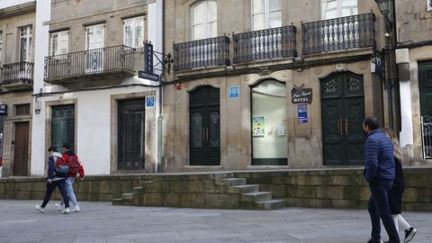 Uno de los hoteles cerrados en la zona vieja compostelana