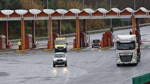 Imagen del área de peaje de Pontevedra de la autopista AP-9.