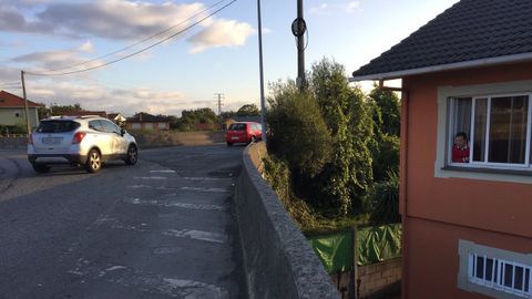 La vía en obras parte del barrio naronés de A Solaina y desemboca en la rotonda de Basanta