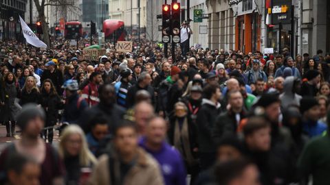 Protestas en Londres por las restricciones en el Reino Unido