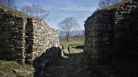 El castro de Castromaior destaca por su buena conservación y las vistas del centro de la provincia de Lugo