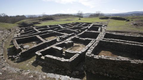 El castro de Castromaior destaca por su buena conservación y las vistas del centro de la provincia de Lugo