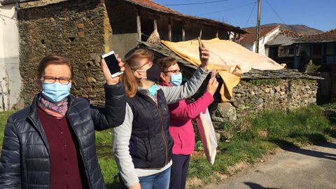 Los vecinos de O Seixo da Veiga en Riós y de O Seixo de A Gudiña, reclaman cobertura móvil.