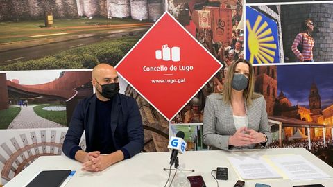 A la izquierda, Mauricio Repetto y a la derecha, Lara Méndez