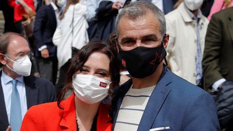 Isabel Daz Ayuso y Toni Cant durante la presentacin de la candidatura del PP para las elecciones a la Asamblea de Madrid