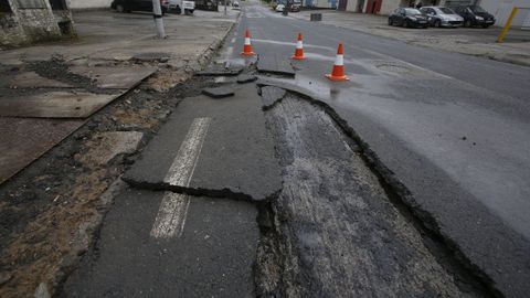 Desperfectos en el polígono de Bergondo tras la inundación