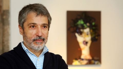 O pintor e poeta vilagarcián Xurxo Alonso
