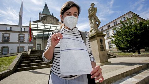 Iria Pesqueira, tras presentar una reclamación en el Hospital Provincial por el servicio de transporte sanitario no urgente