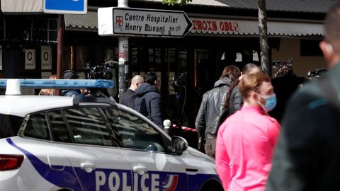 El tiroteo se produjo a las puertas del Hospital Henry Durant en París