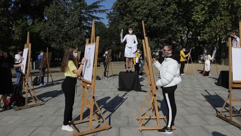 Los alumnos del Otero Pedrayo celebran el Día Mundial del Arte