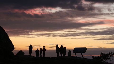 Atardecer en el mirador de A Pedra da Ra, en Ribeira