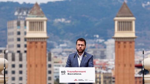 El candidato de ERC a la Presidencia de la Generalitat, Pere Aragonès, en el acto que ERC ha celebrado este sábado en Barcelona para conmemorar el 90 aniversario de la proclamación de la «república catalana» en una «federación ibérica»