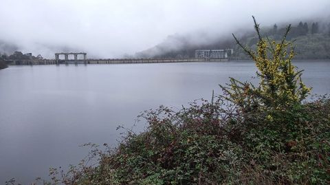 El embalse de Belesar, fotografiado el pasado mes de febrero, cuando estaba al 88% de su capacidad