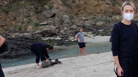 Marta Ortega y sus acompañantes llegaron hasta la playa de Seiruga, Barizo (Malpica)