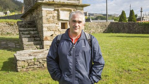 Félix Neira, ponente