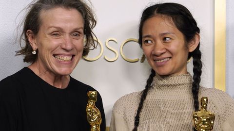 Es la tercera estatuilla que Frances McDormand gana como intérprete en su carrera tras las que logró por «Fargo» y por «Tres anuncios en las afueras»