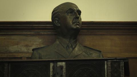 Busto de Franco en el pazo de Meirás